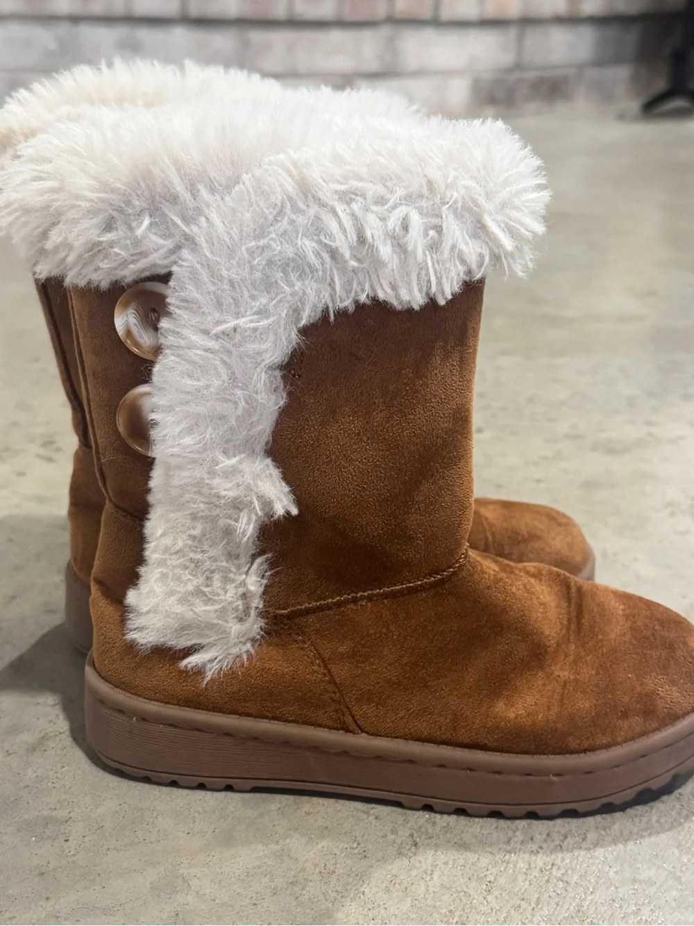 Cozy Faux-Fur Lined Winter Boot - Chestnut